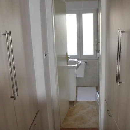 Katnic 1-2-3 Apartman *
