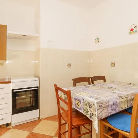 Katnic 1-2-3 * Crikvenica