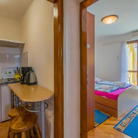Katnic 1-2-3 Apartman