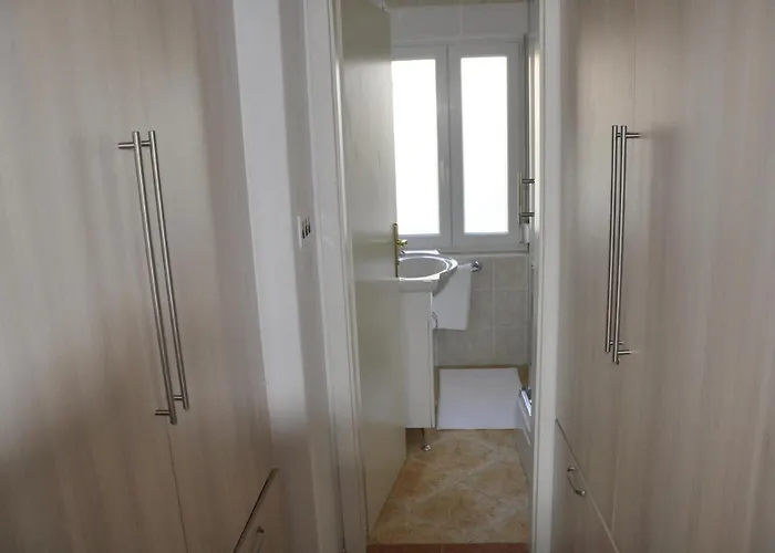 Katnic 1-2-3 Apartman *