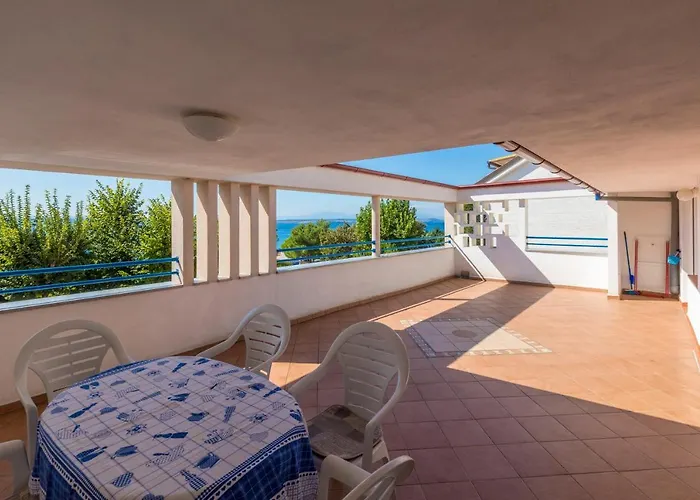 Katnic 1-2-3 Apartman