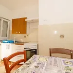 Appartement Katnic 1-2-3 *